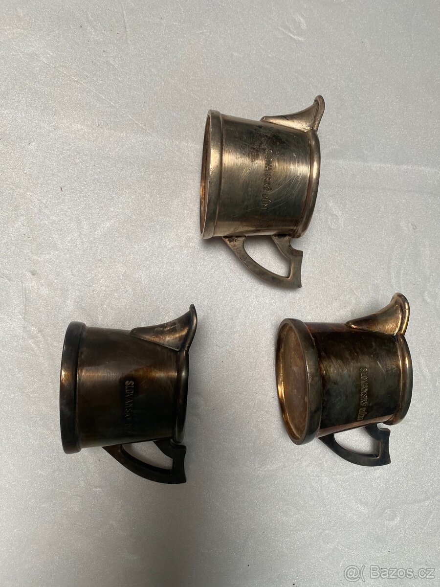 kovových konviček - 4