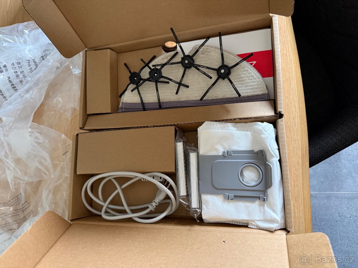 Roborock Q8 Max+ Černý robotický vysavač - 4