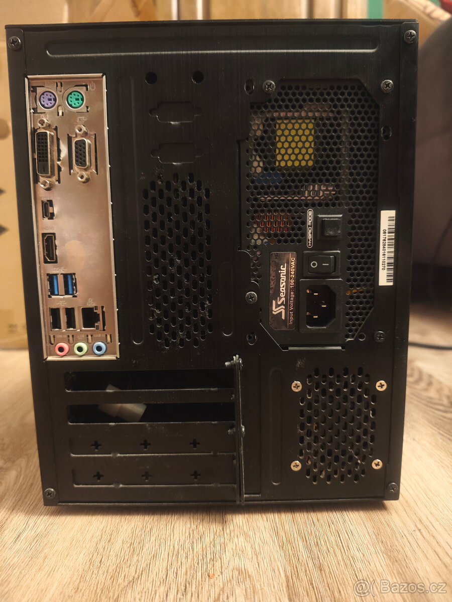 PC sestava - 4