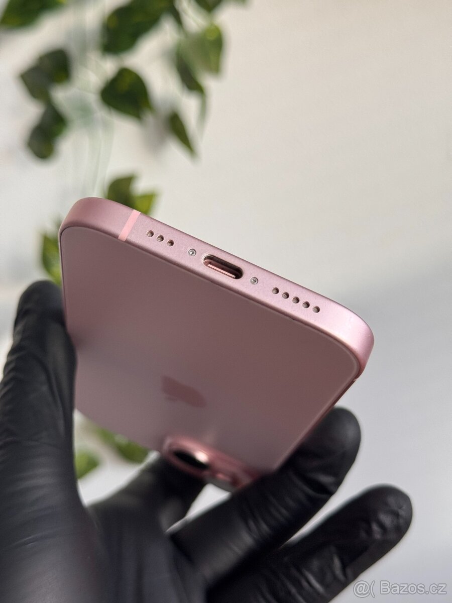 iPhone 15 256GB růžový - 4