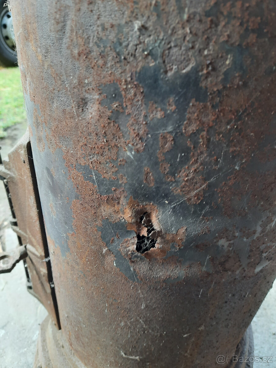 Stará kulatá kamna - 4