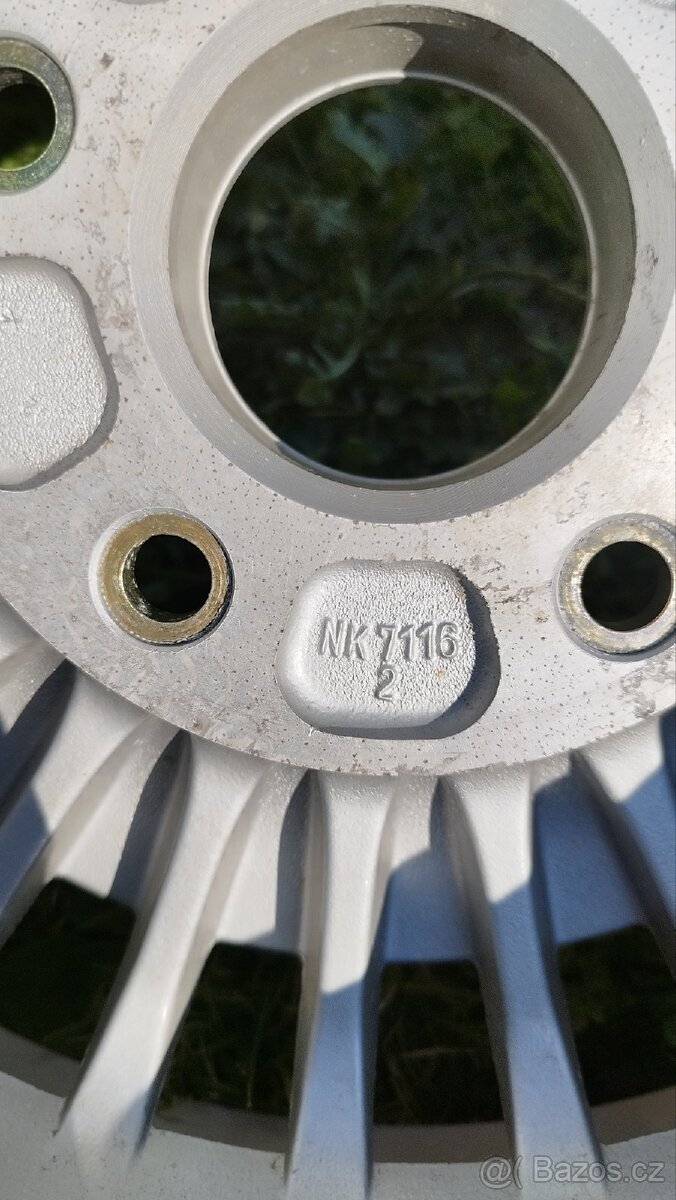 Prodám retro kola 5x120 r14 - 4