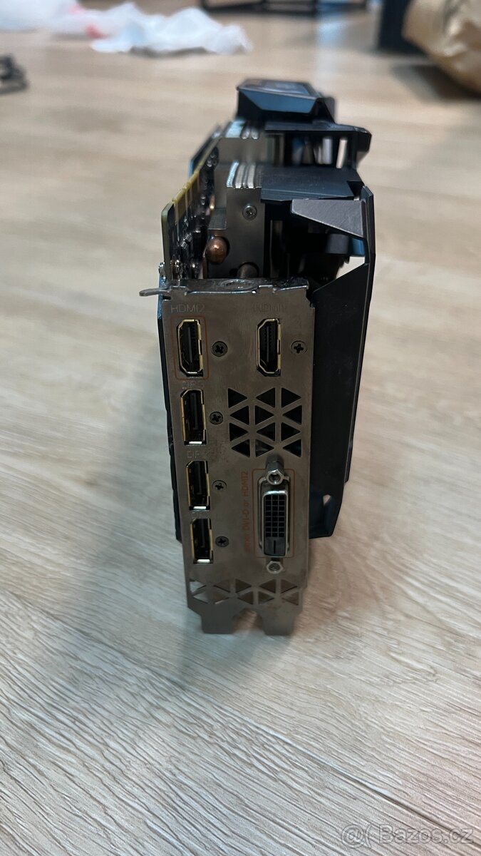 Gigabyte GeForce GTX 1080 Ti Aorus Extreme 11GB - 4