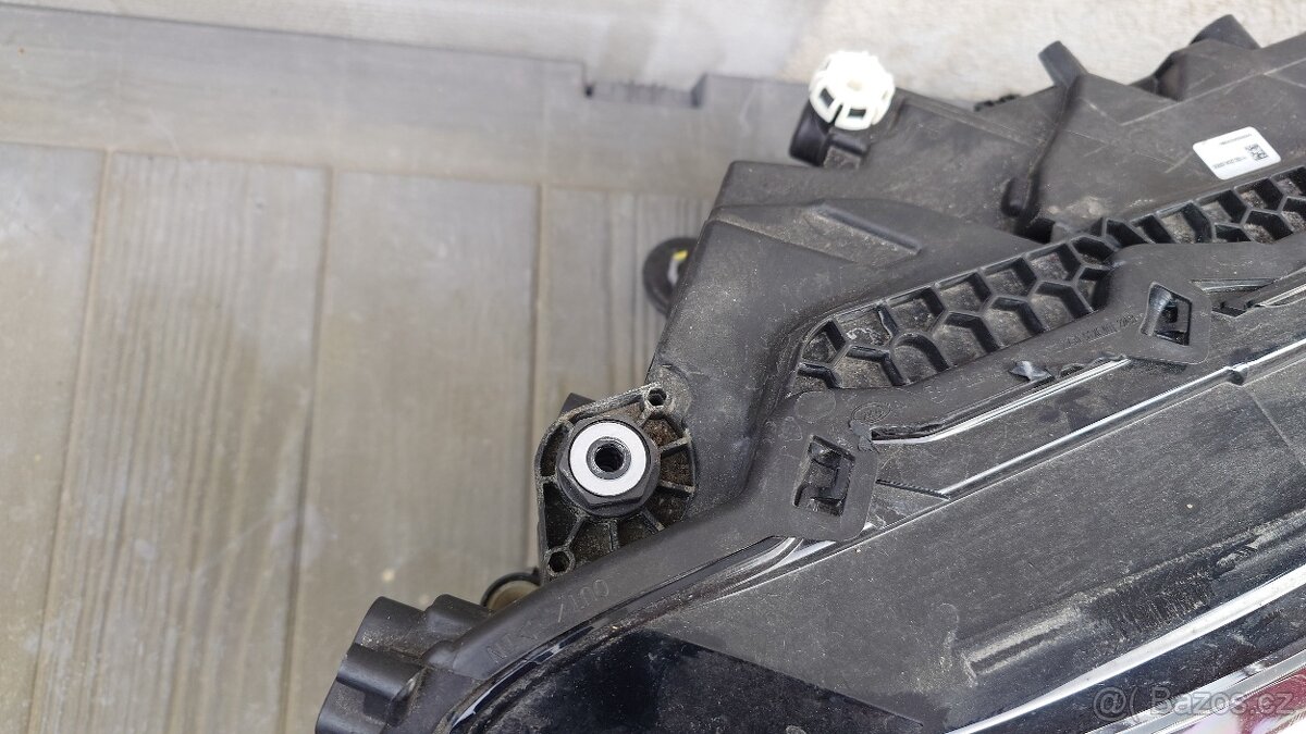 Přední FULL LED světlo Škoda Superb 3 facelift - 4