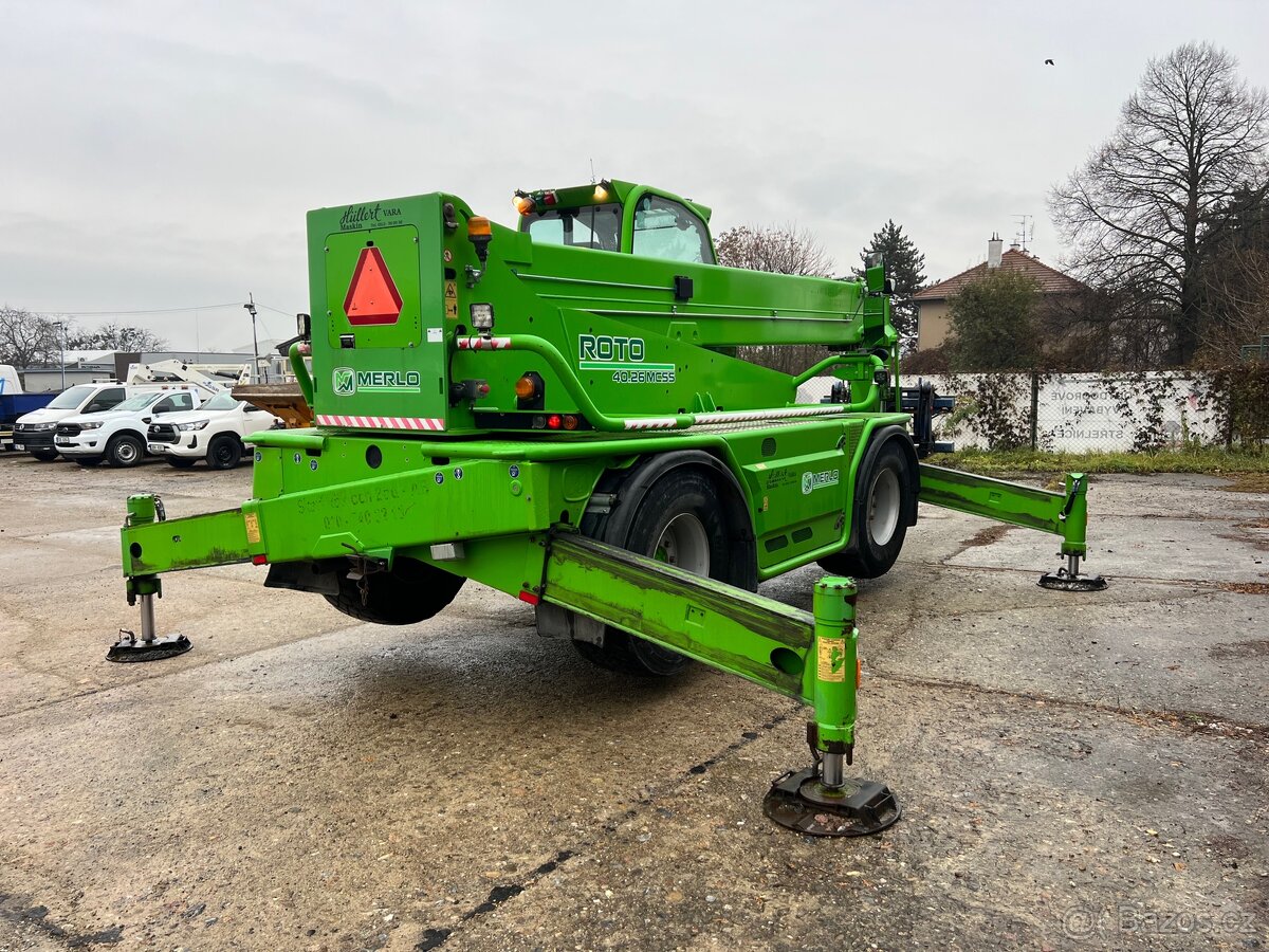 Merlo ROTO 40.26 MCSS – 2014 – ovladač + příslušenství - 4