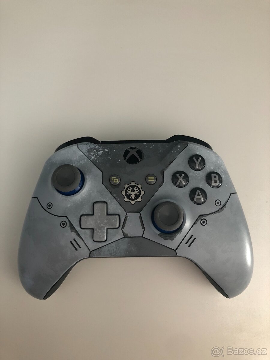 Xbox One X 1TB - Gears of War 5 Limited Edition - 4