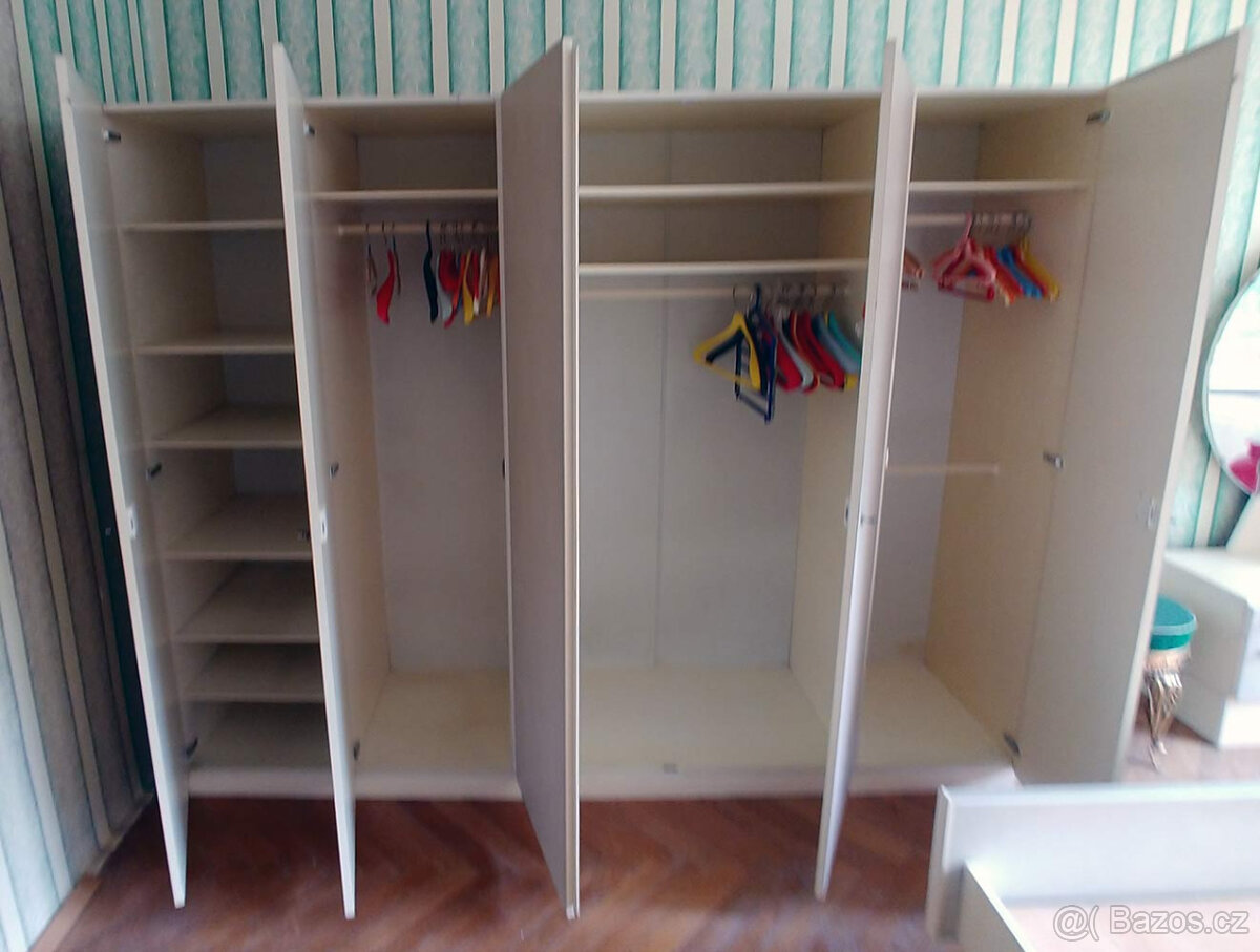 Retro ložnice 70. léta, koženkový povrch - 4