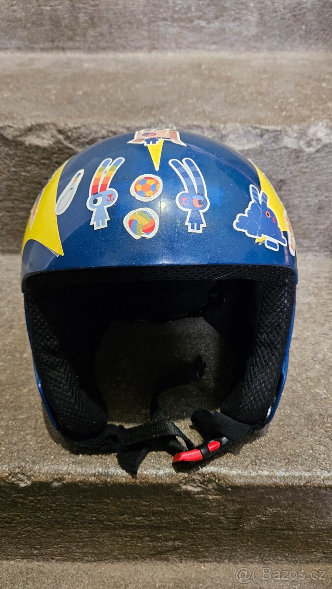 Helmy, brusle, hokejka - 4