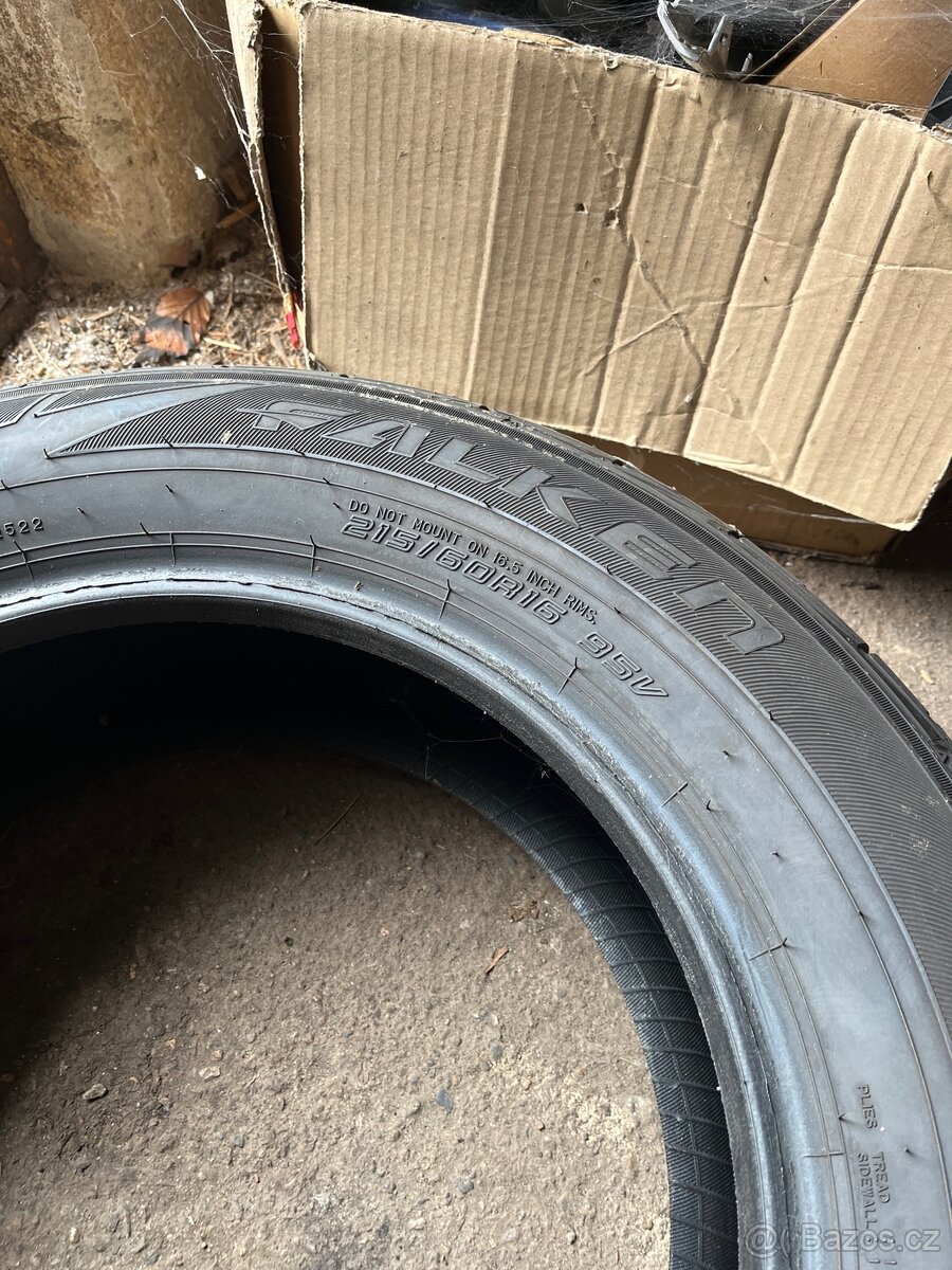 Letní pneu 215/60/16 - 4