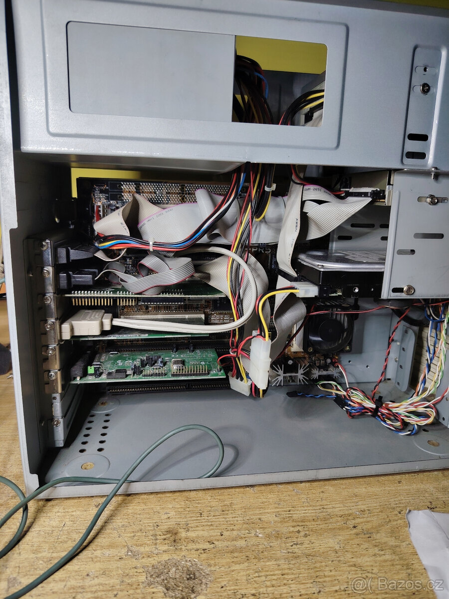 Pentium 1 166MHz - 4