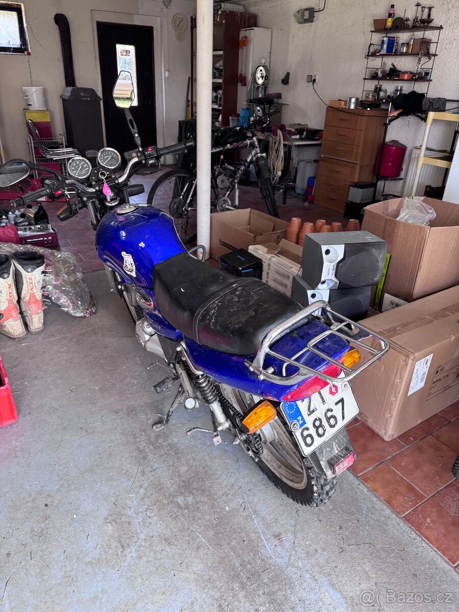 Yuki 125 - 4