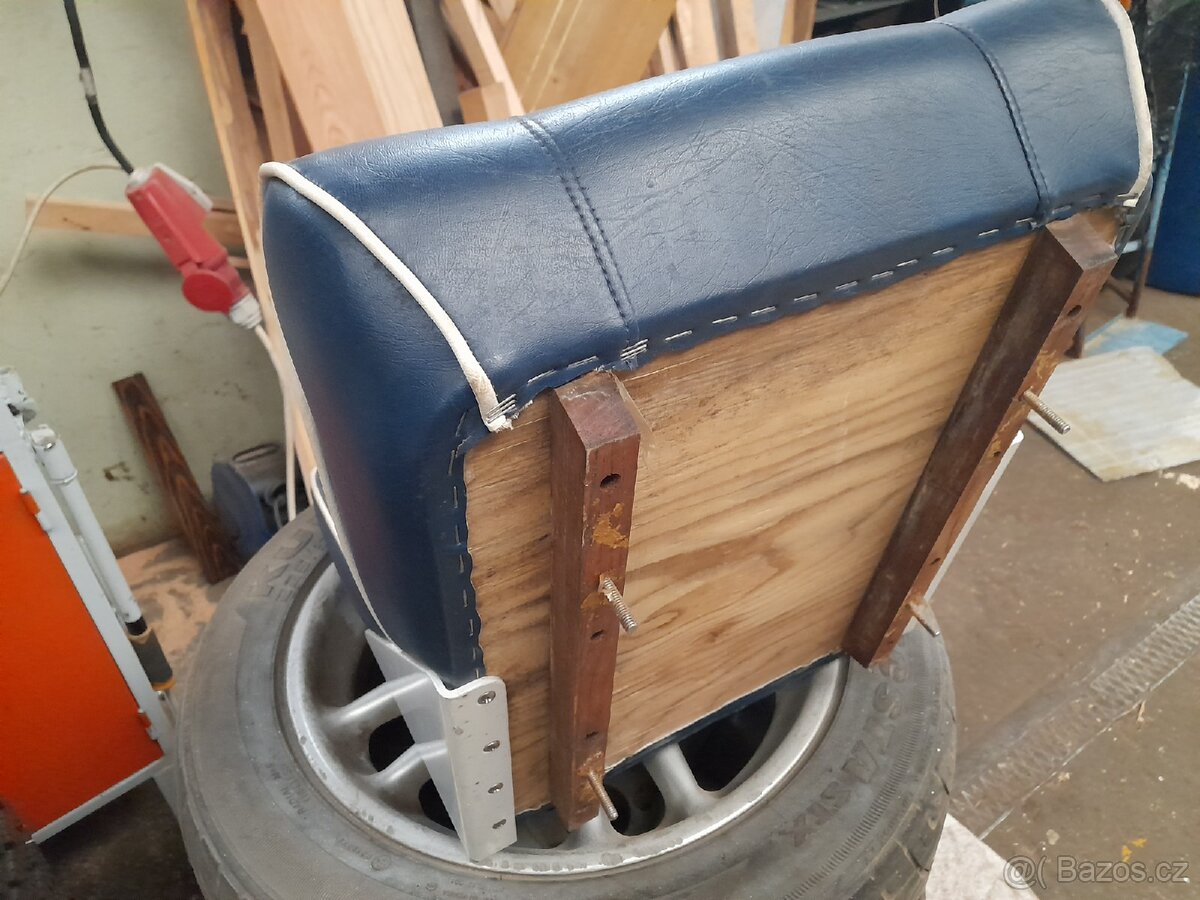 Sedačka - 4
