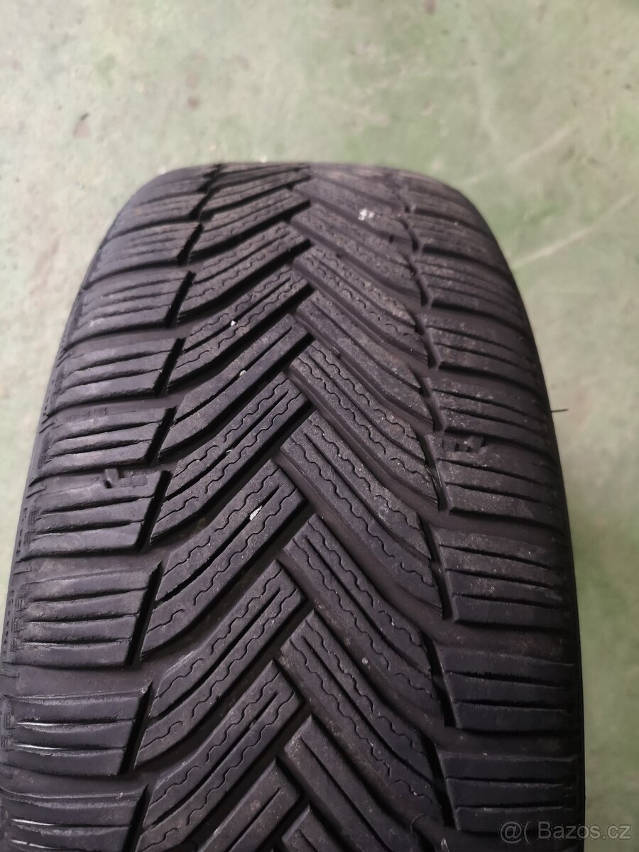 Alu kola Dezent R16 + Pneu Michelin 215/60R16 - 4