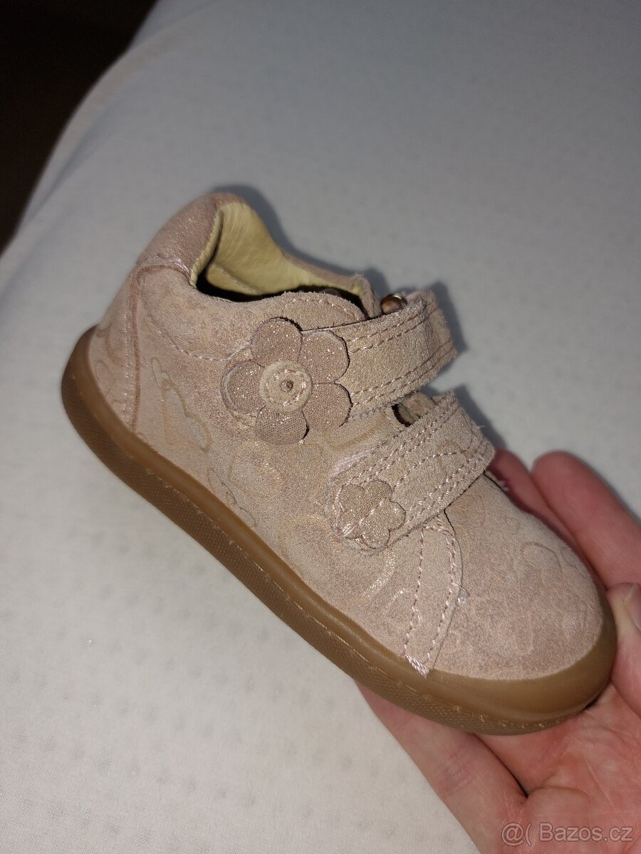 Predám detské semišové polobotky Primigi - 4