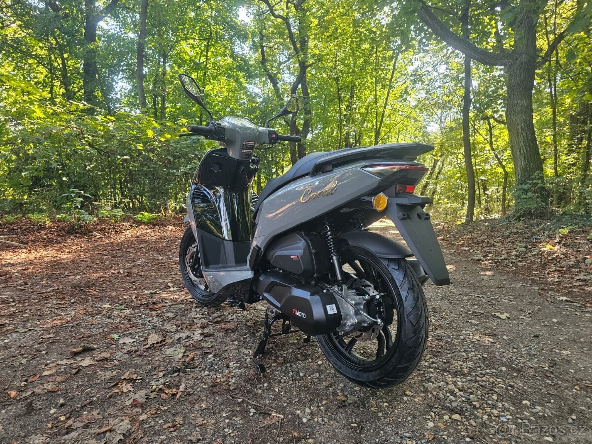 Nový skútr CORAL 125 TUMOTO - 4