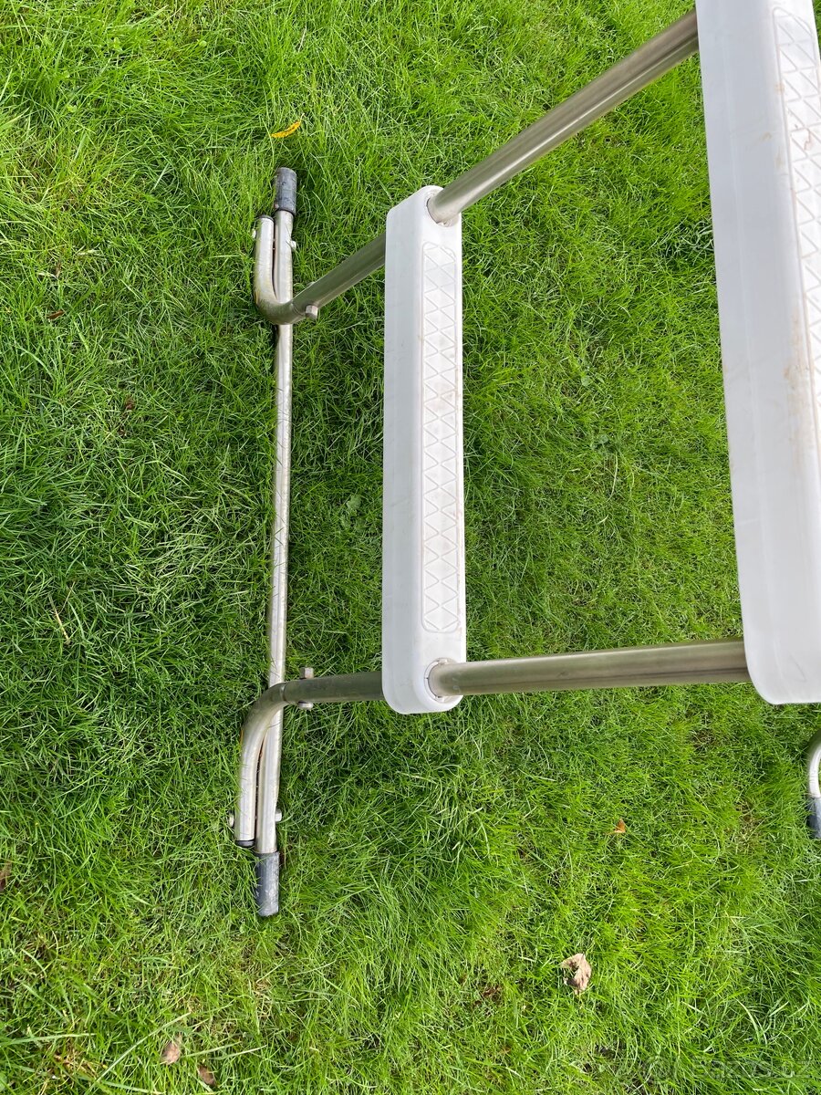 Bazénový žebřík - 4