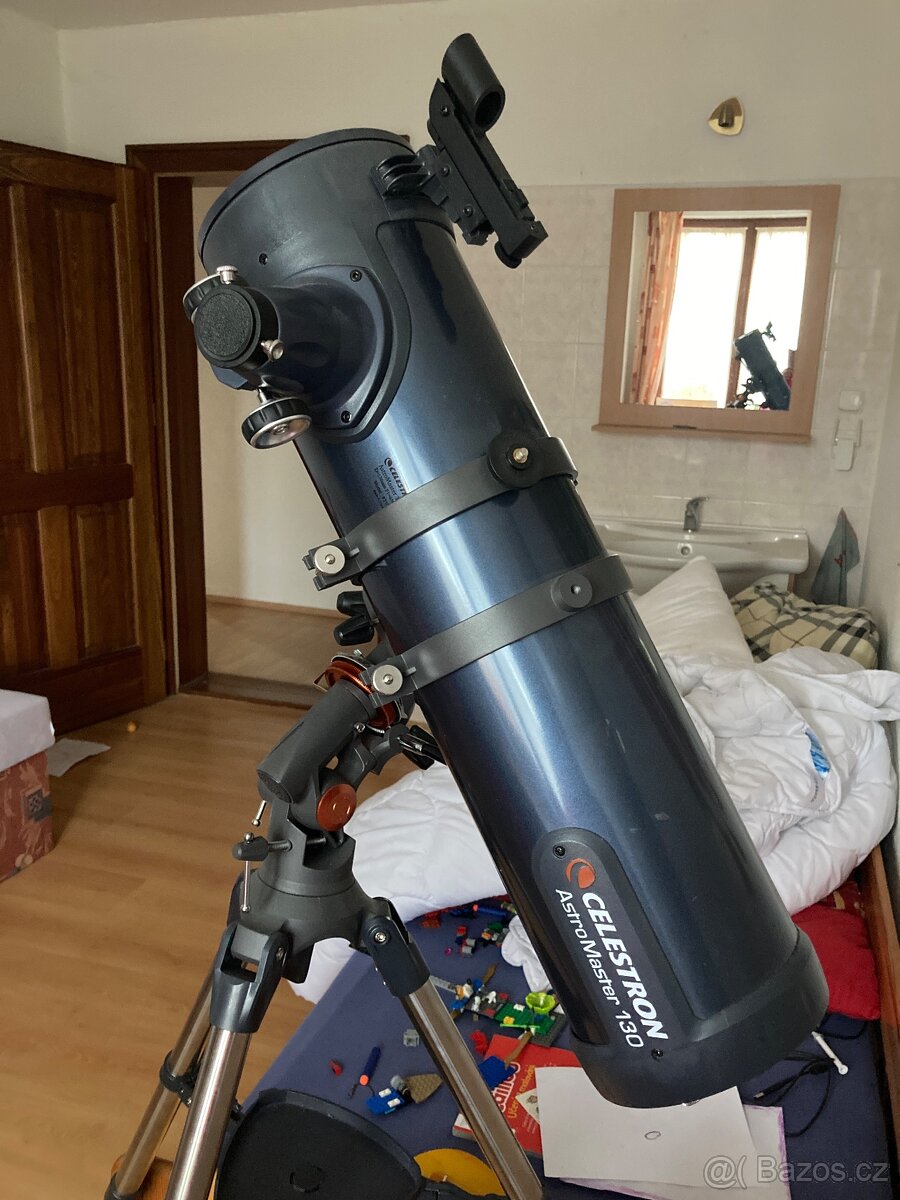 Dalekohled Celestron AstroMaster 130 a okulárový kufřík - 4