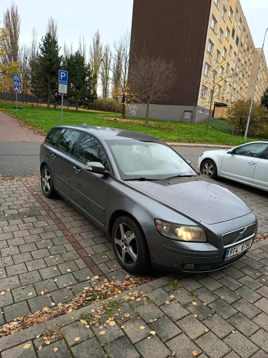 Volvo V50 - 4