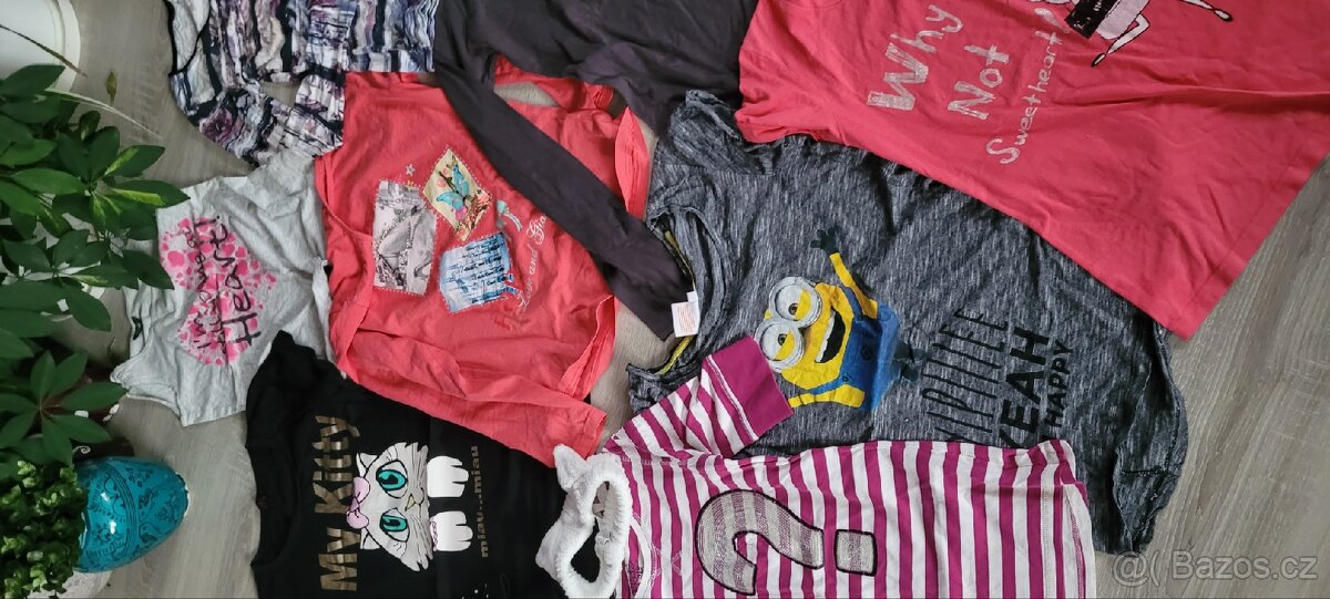 Set triček obecně cca vel.S - 4