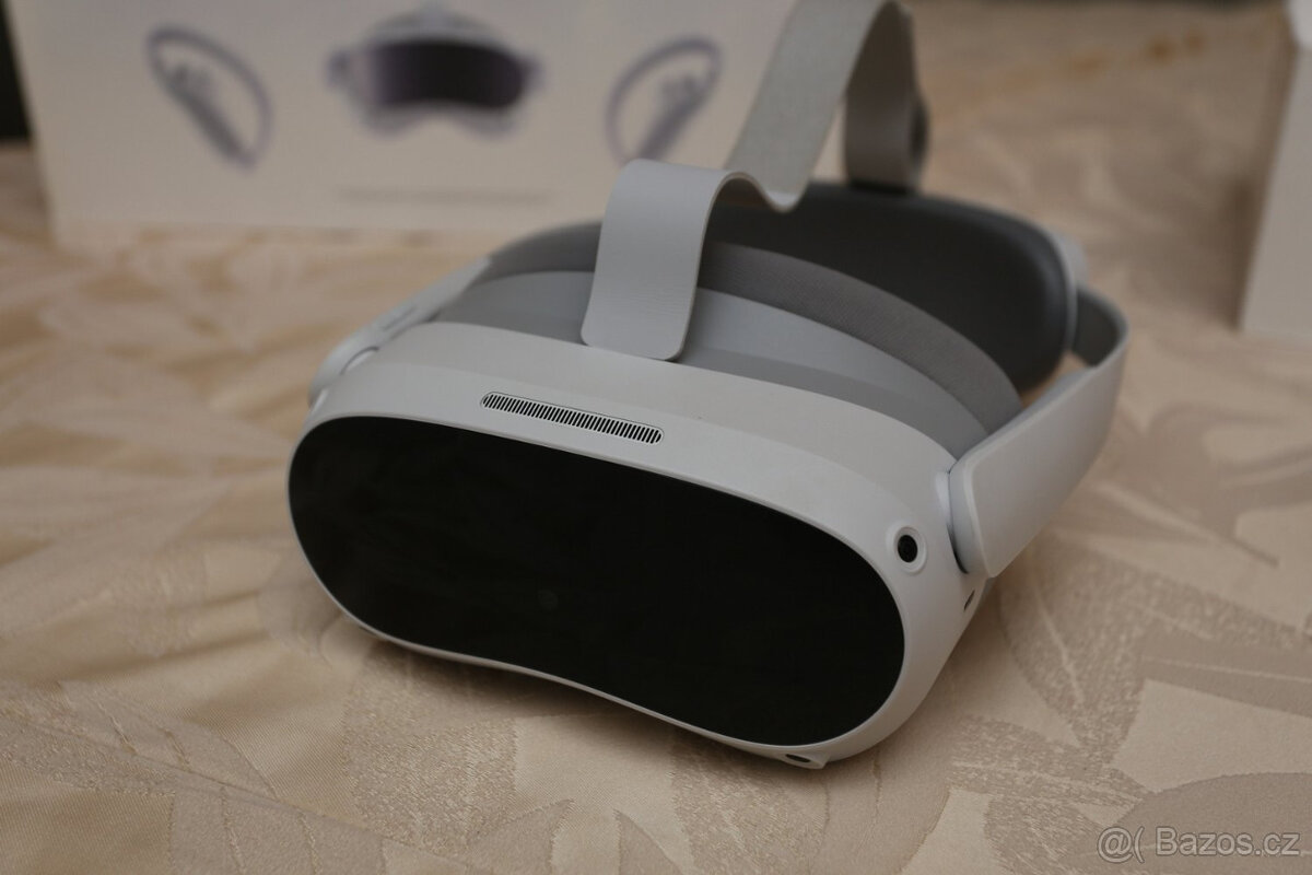 Virtuální realita Pico 4 256GB - 4
