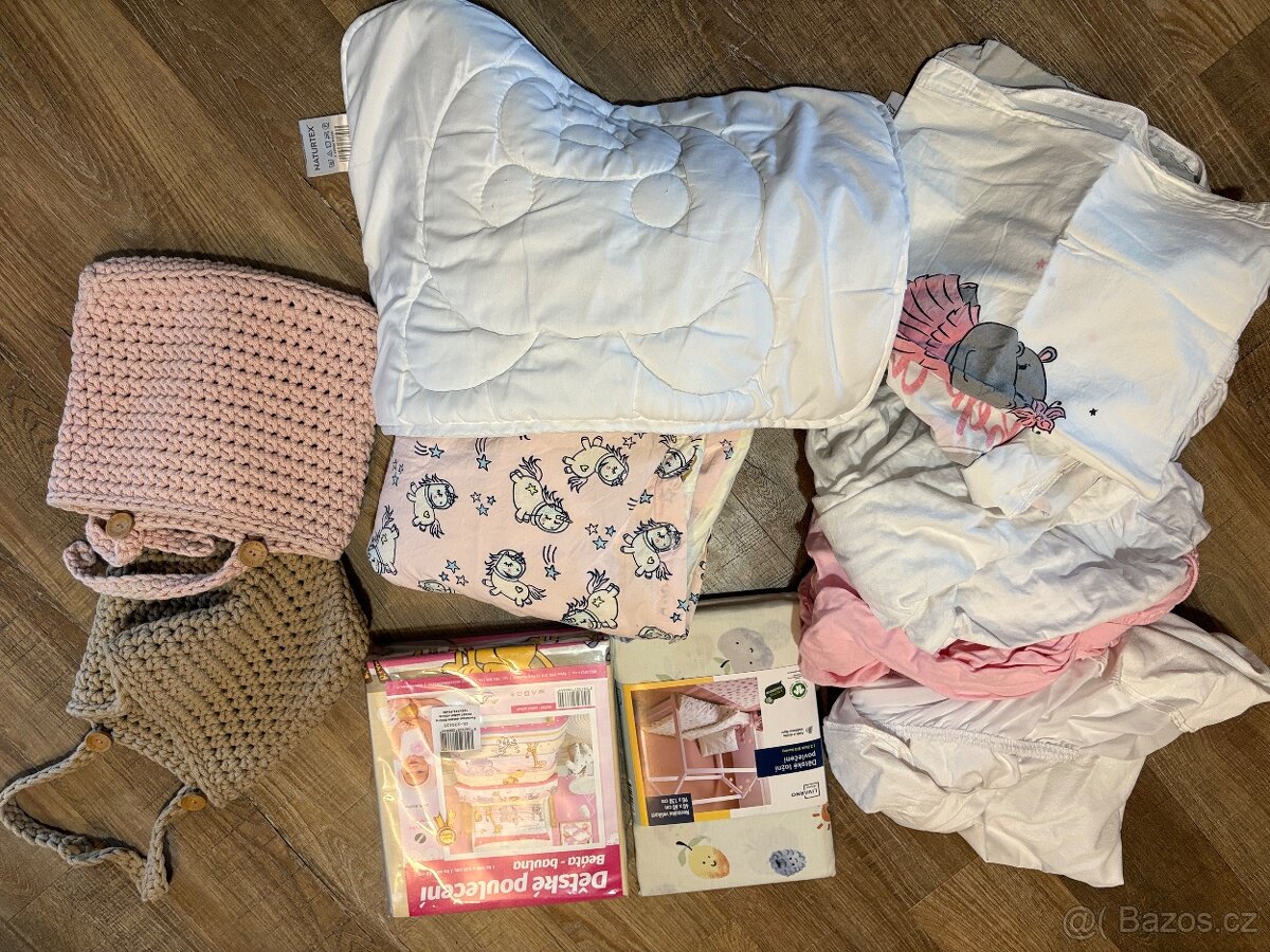 Dětská postel s výsuvným šuplíkem a vybavení - 4