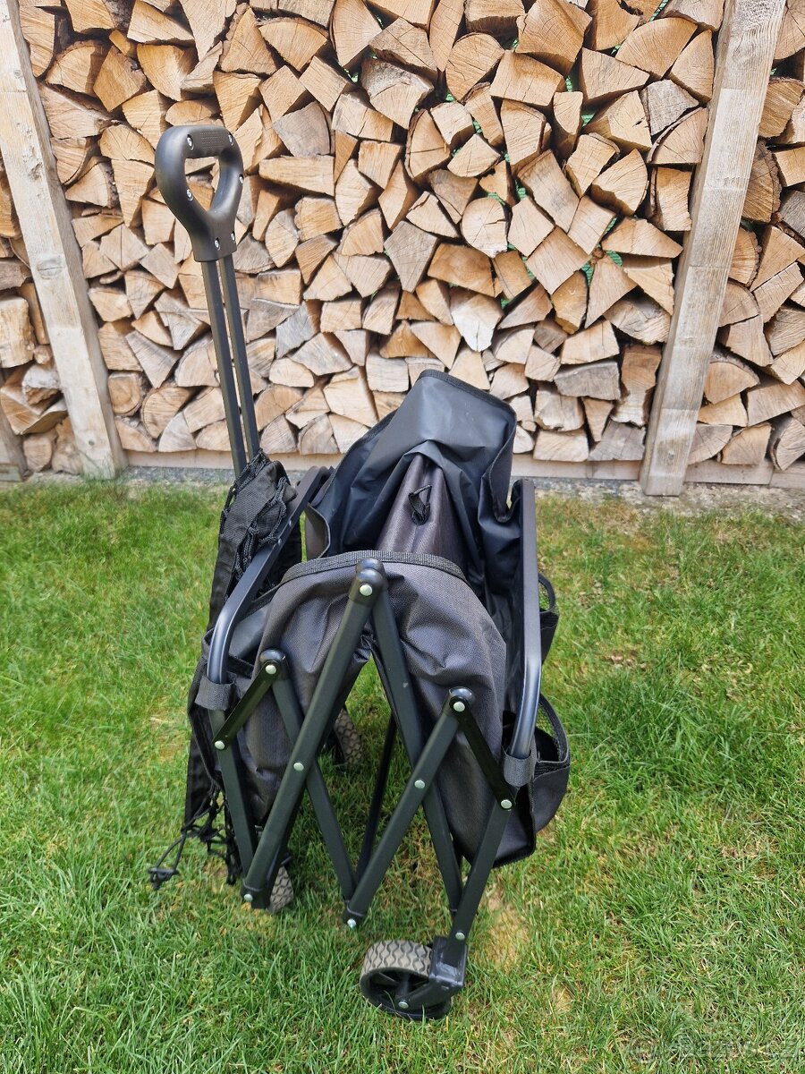 Praktický vozík s rukojetí. - 4