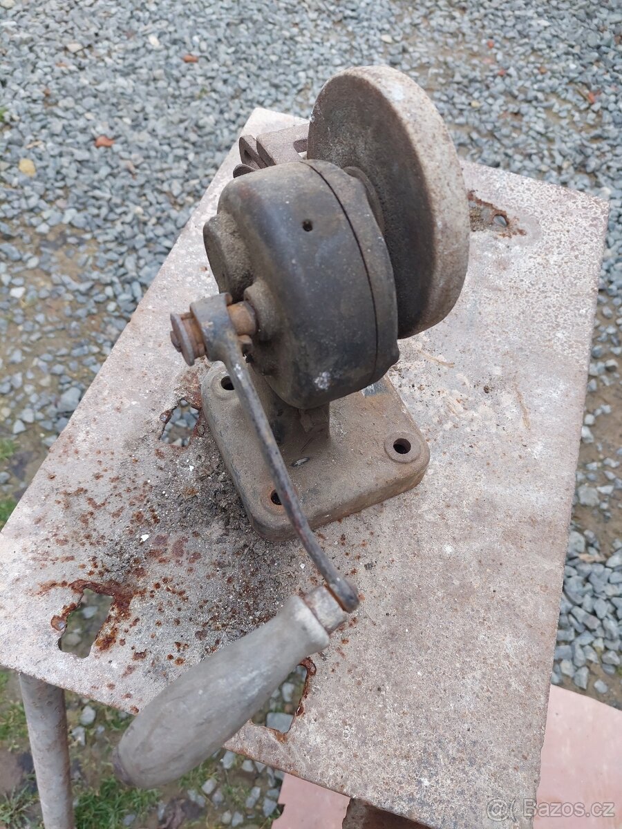 Rúzné staré věci. - 4