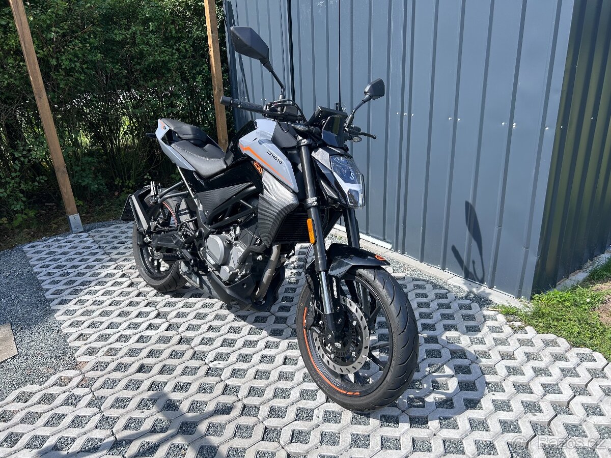 CF Moto 300NK - 4