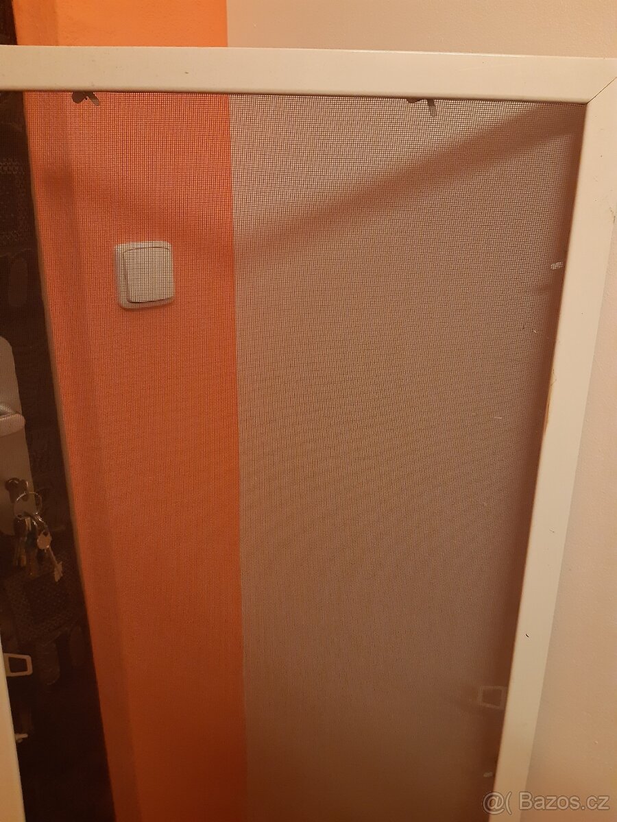 Sítě do oken proti hmyzu - 4