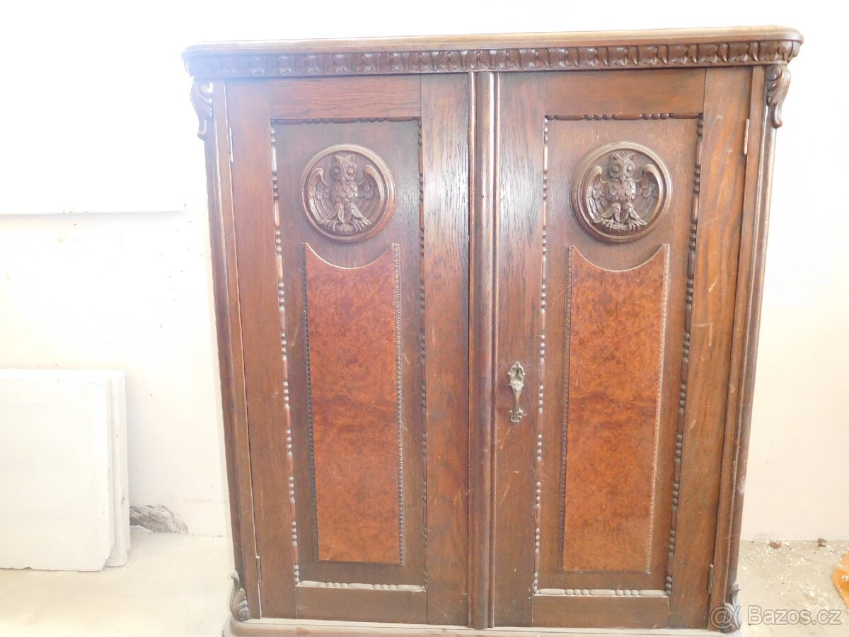 Starožitné skříně - 4