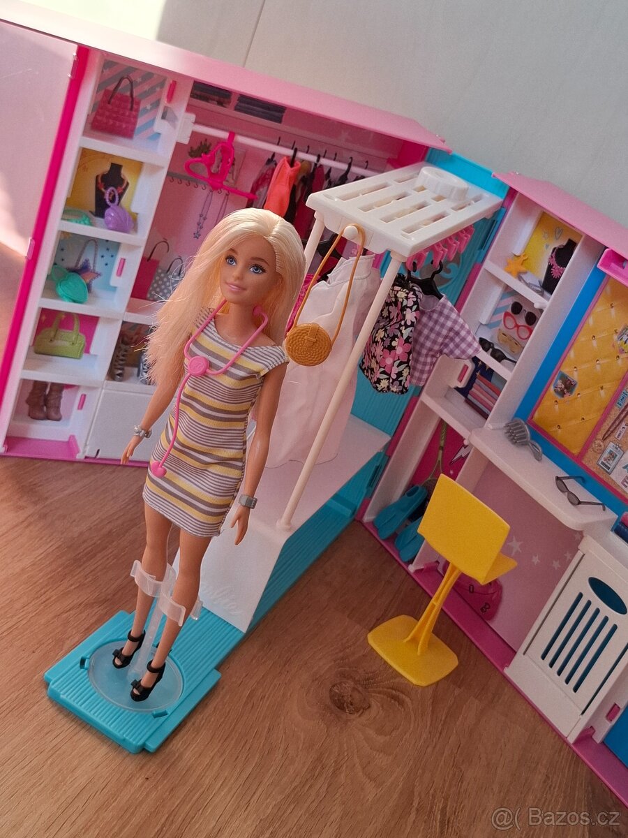 Barbie ŠATNÍK SNŮ S PANENKOU Barbie - 4