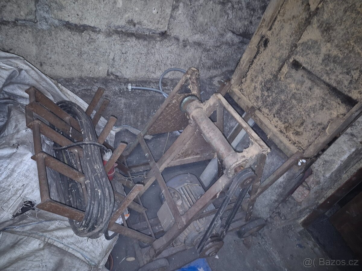 Cirkulárka s kolíbkou - 4