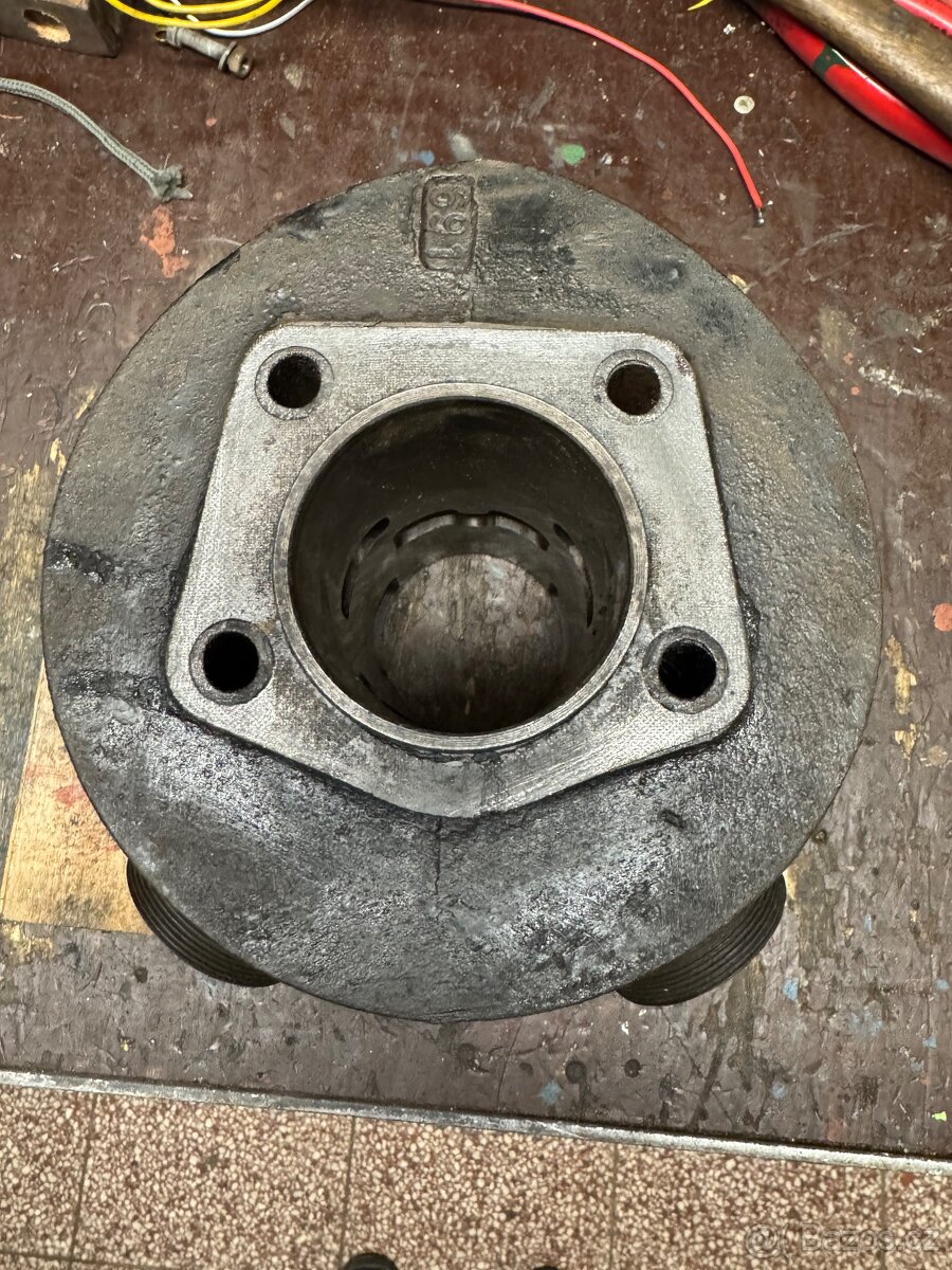 Jawa 250 pérák válce a hlavy - 4