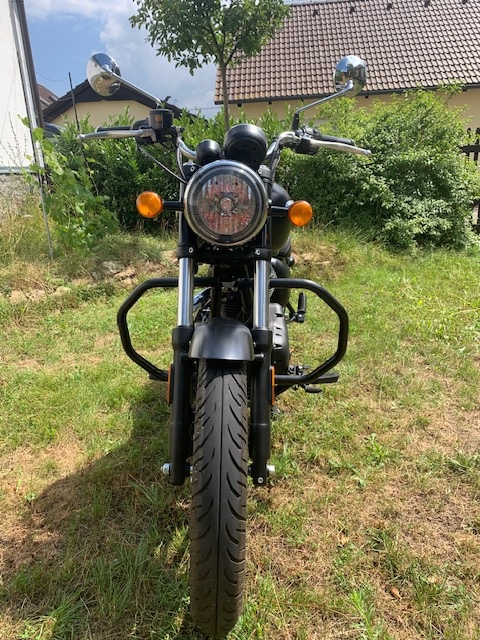 Royal Enfield Meteor 350 - 4