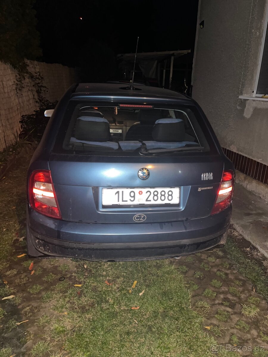 Škoda Fabia 1.2 htp 40 kw nájezd 103 xxx - 4