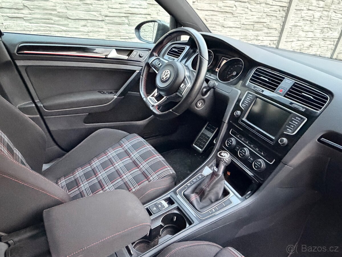 Volkswagen Golf 7 Gti - 4