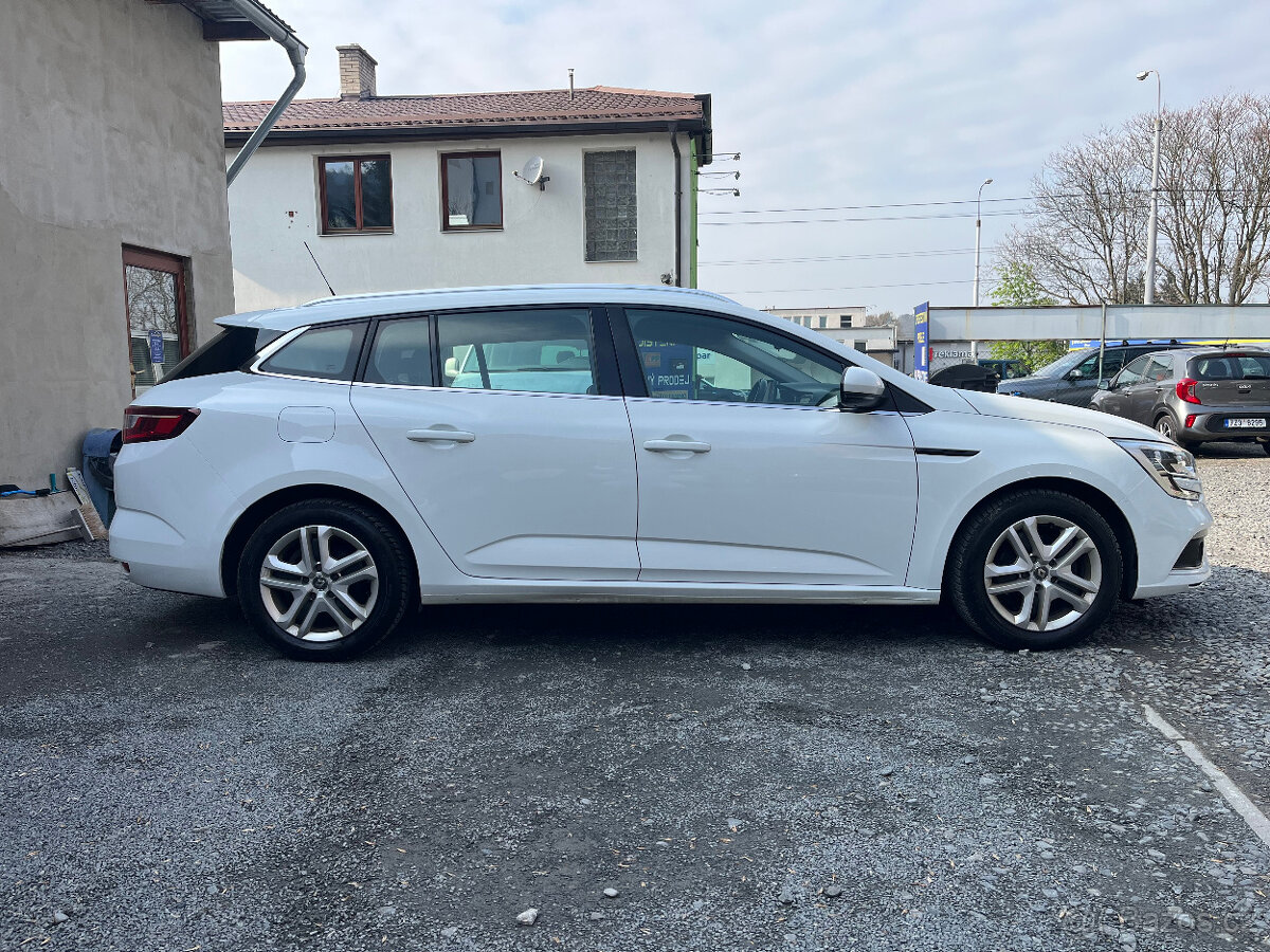 RENAULT MÉGANE 1,3 TCe 75 Kw ČR,1.MAJ. - 4
