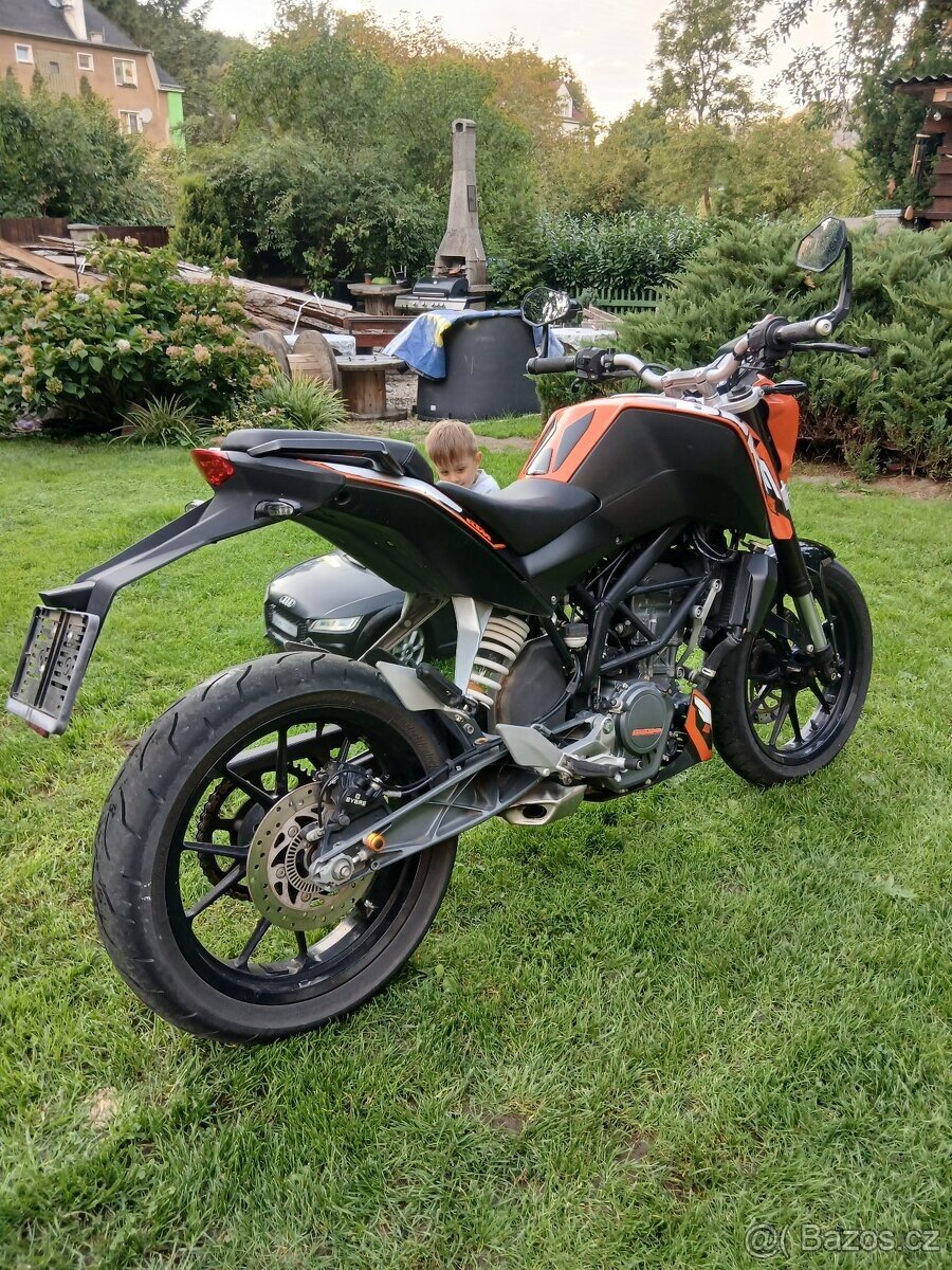 KTM 125 Duke - 4