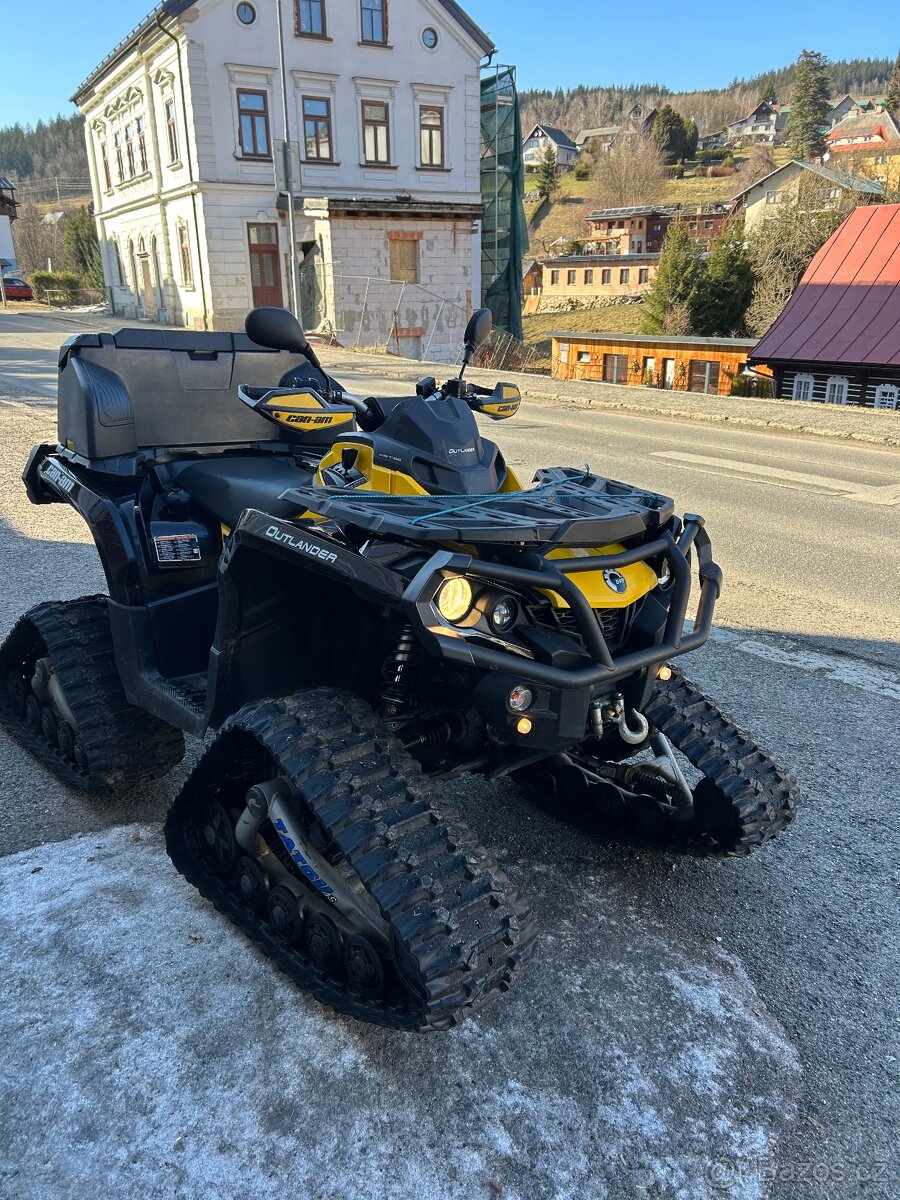 Čtyřkolka Can-am Outlander 1000 XT-P