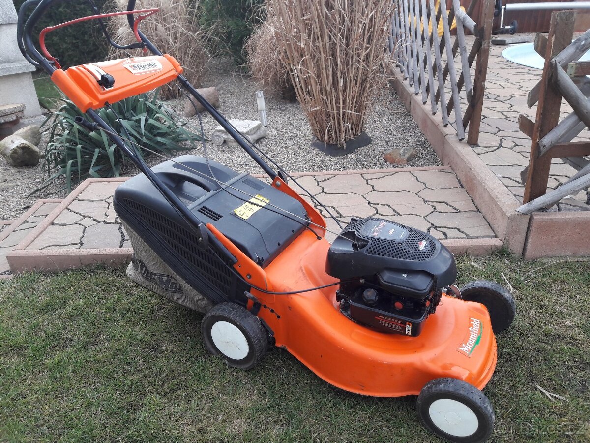 Sekačka Oleo Mac - 4