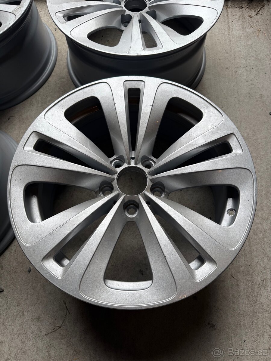 Prodám originální disky pro bmw f10 - 4