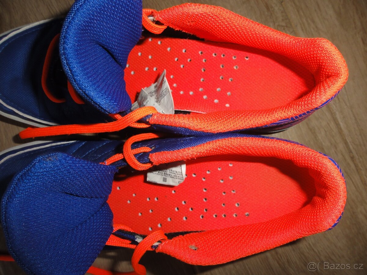 Futsalové kopačky Kipsta vel. 36 a sálovky Adidas vel. 35.5 - 4