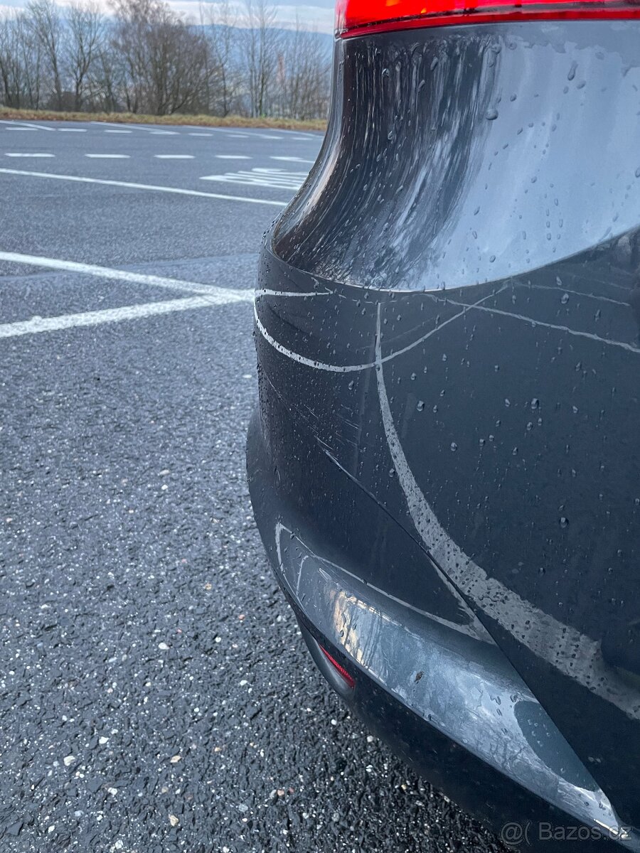 Prodám Renault Mégane 1.2 TCe automat - 4