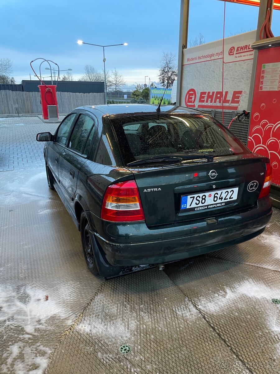 Opel Astra - 4