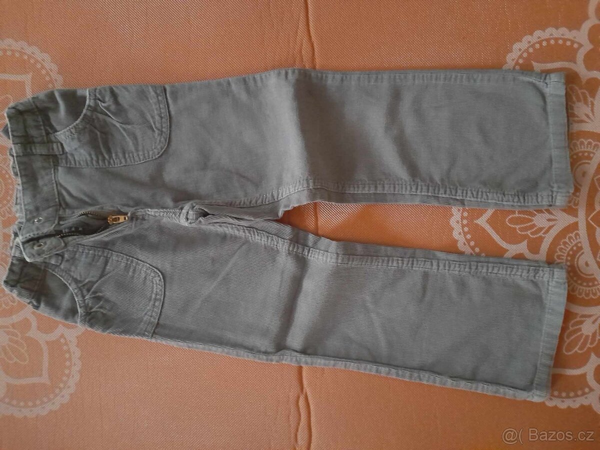 Dívka 4-6 let - Legíny, kalhoty, trička, šaty - 4