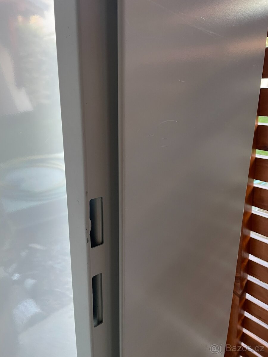 Kovové dveře a zárubeň - 4