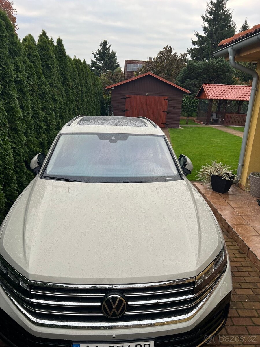 VW Touareg Elegance 3.0 V6 TSI eHybrid - 4