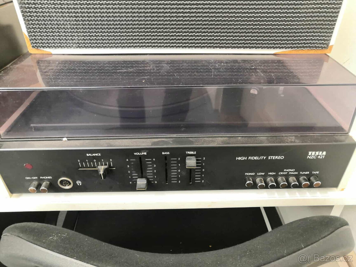 Poklady z půdy - 2x gramofon,2x reprobedna, zesilovač - 4