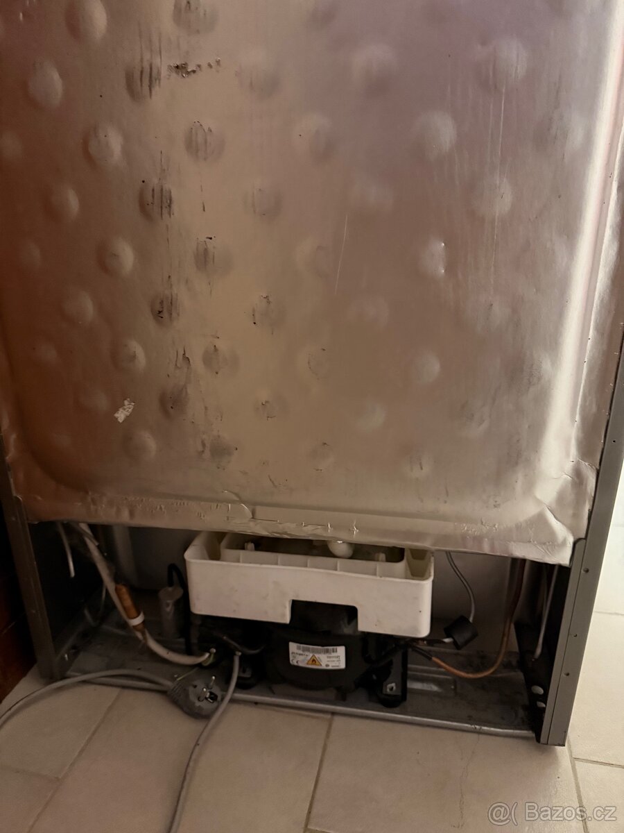 Lednice s mrazákem BEKO NO FROST - 4