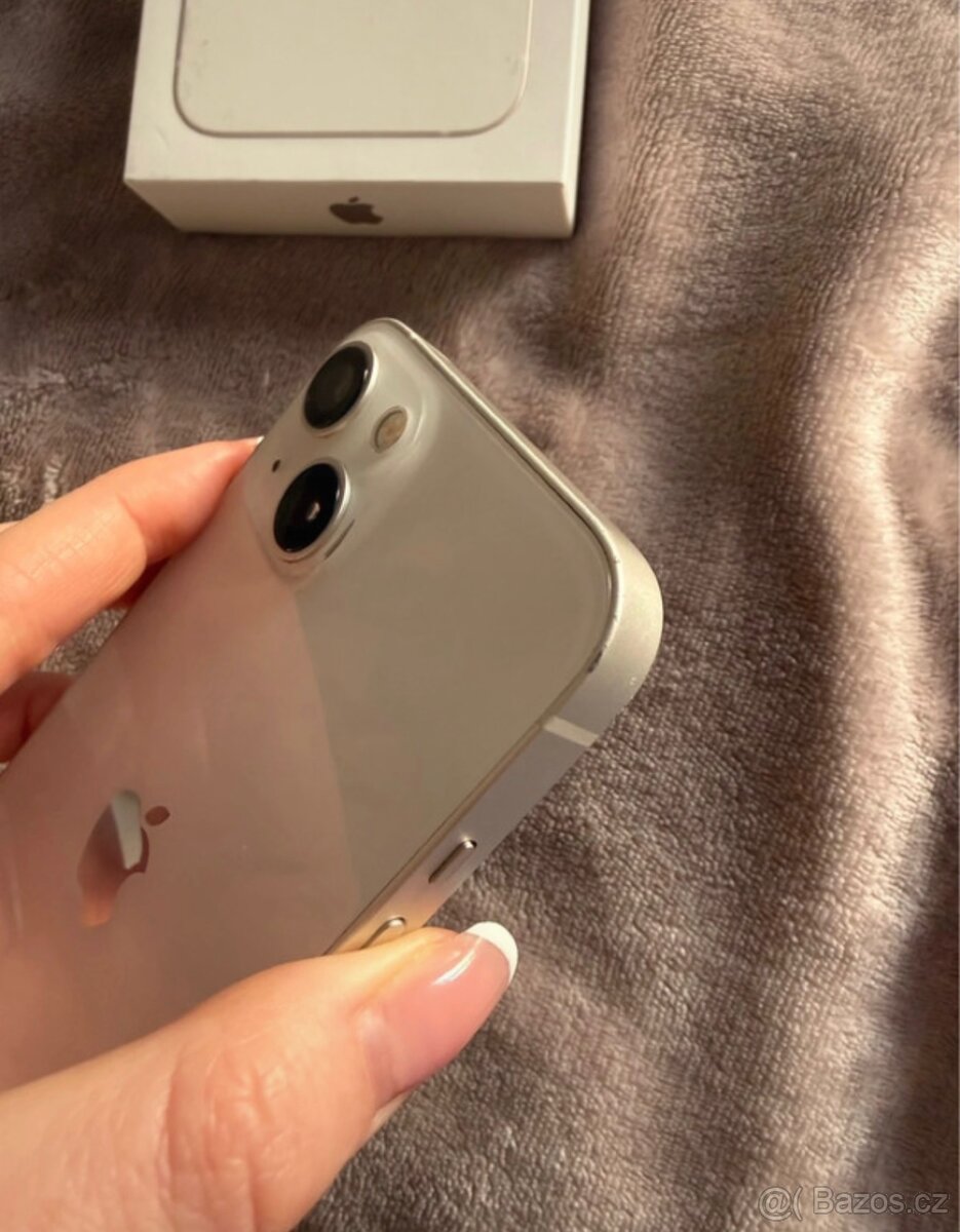 iPhone 13 256GB + Příslušenství - 4